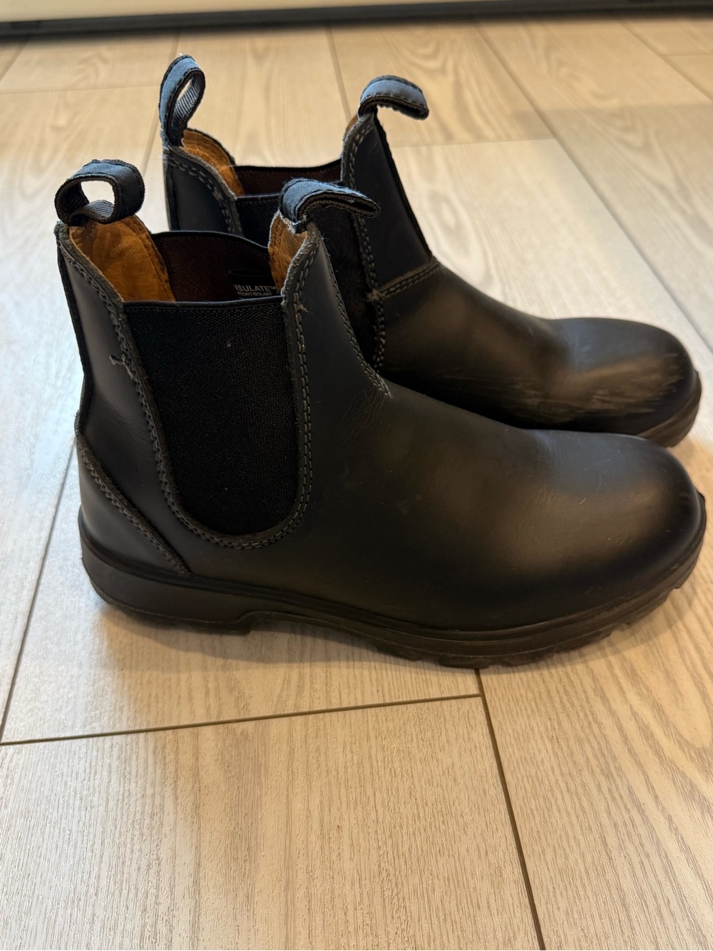Aquatherm black leather Chelsea ankle boots 7 outdoor classic casual hiking